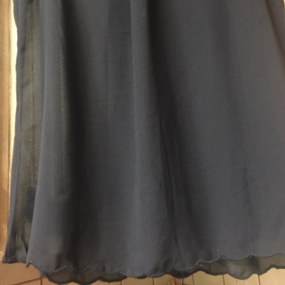 Top - Picture 3 of 4